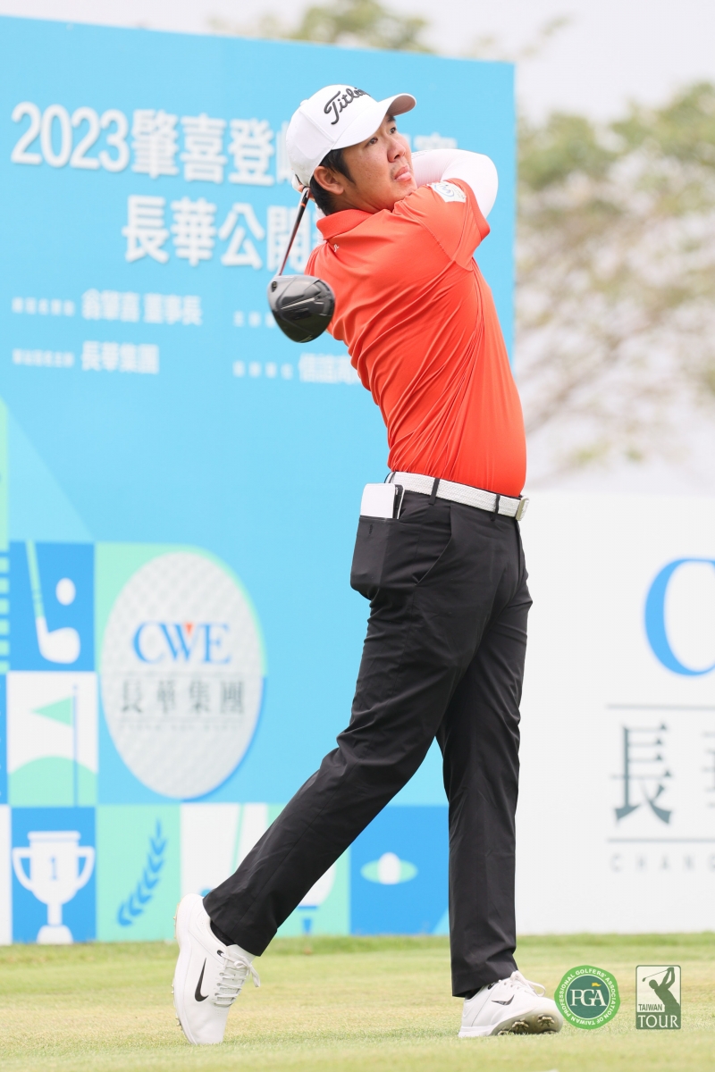 何祐誠以65桿(-7)單獨領先(TPGA_林聖凱攝)