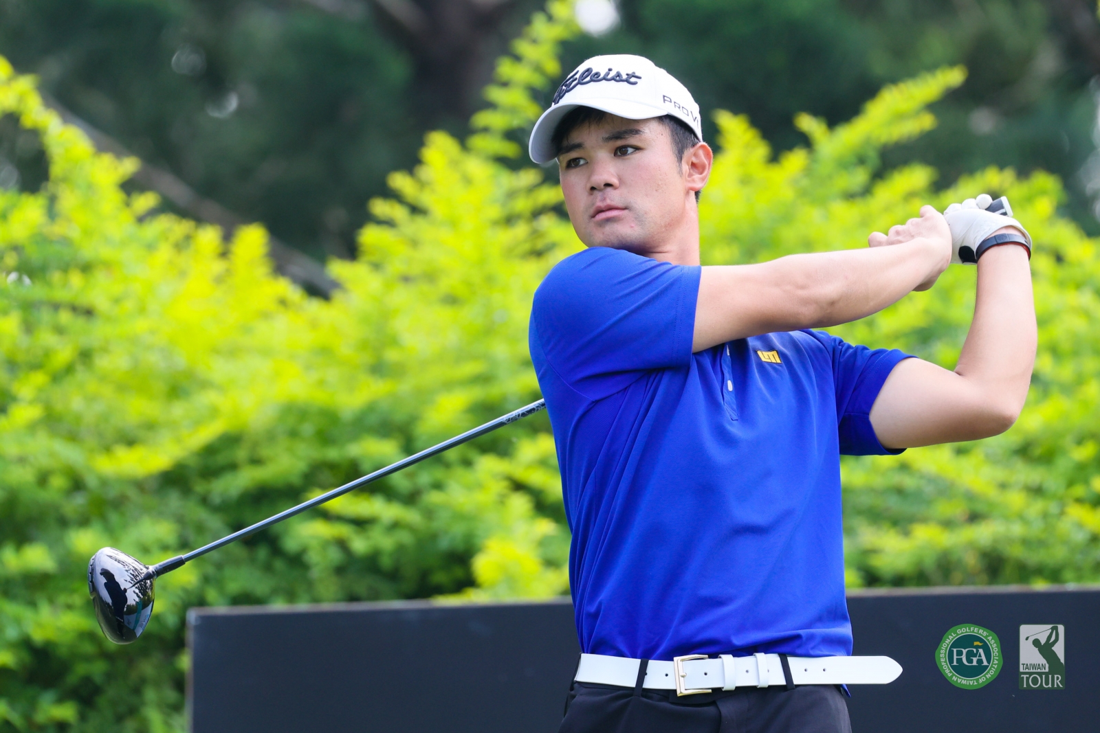 日本選手森岡俊一郎以兩回合總桿137桿(-7)暫並列第三(TPGA_林聖凱攝影)