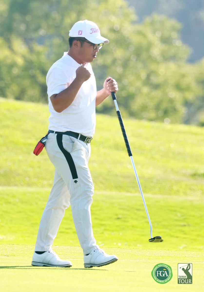 第一回合劉嚴鴻65桿(-7)暫並列第1(鍾豐榮攝影)