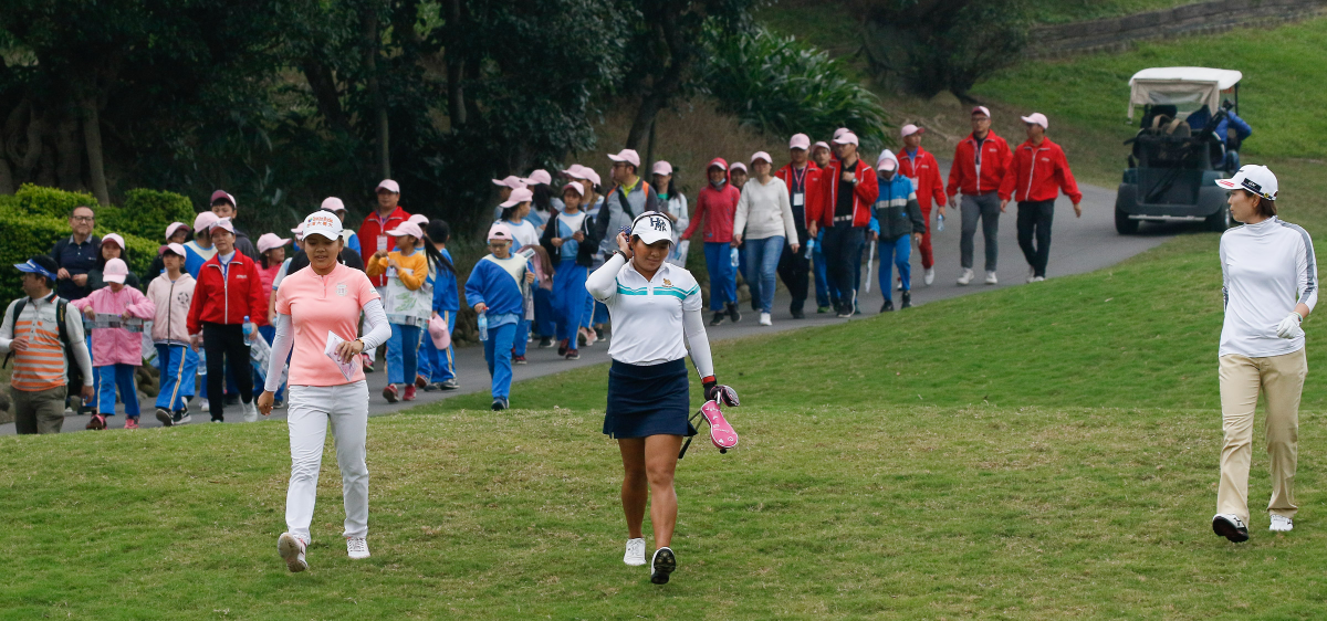 【2019年日立慈善盃】第一回合 香港LPGA新秀陳芷澄並居領先