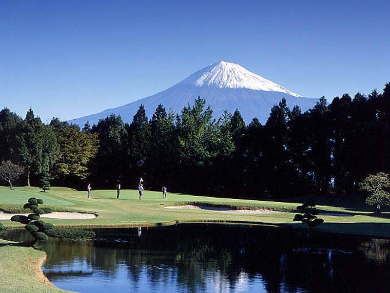 富士山高爾夫，人氣旺